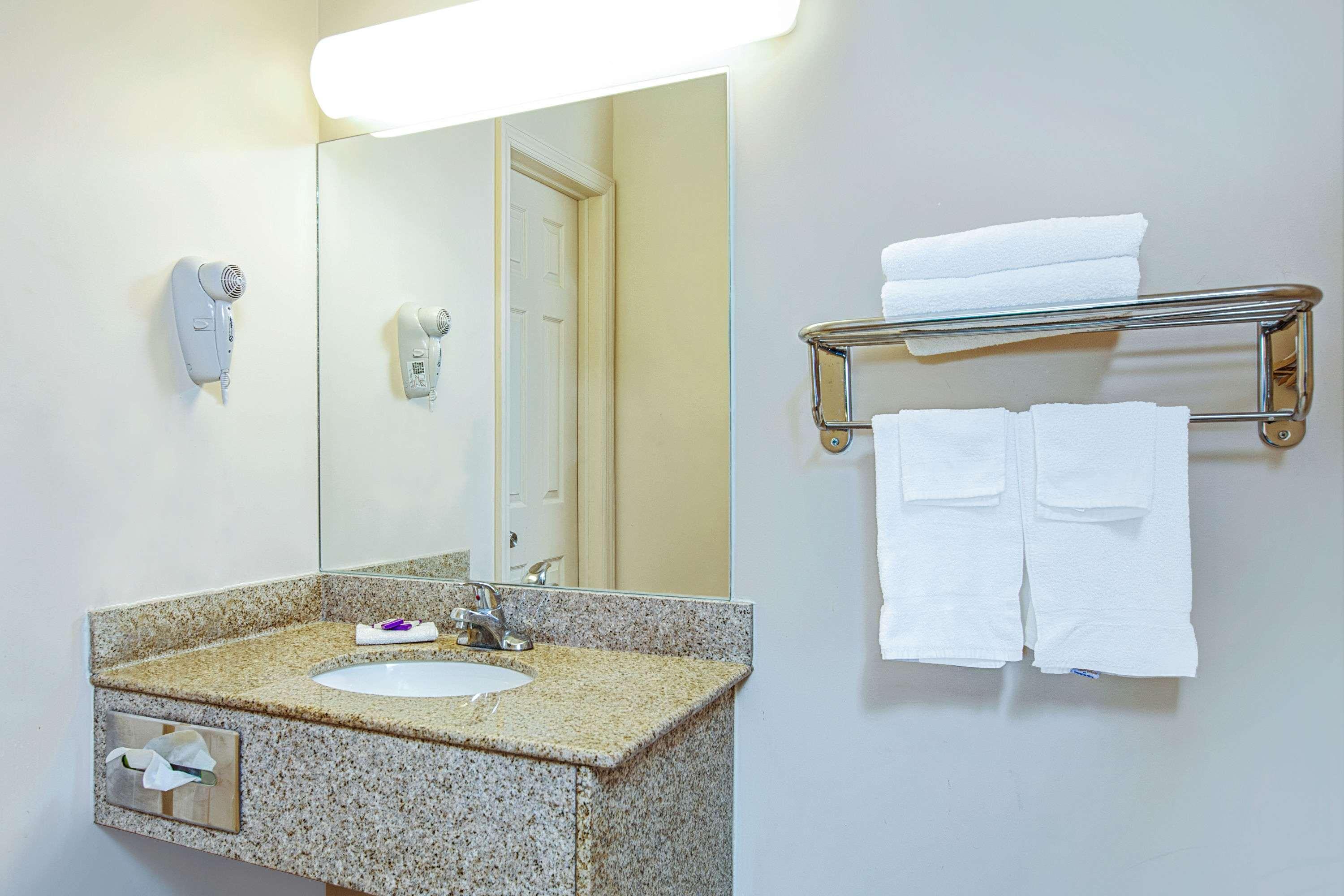 South Hackensack Knights Inn South Hackensasck מראה חיצוני תמונה